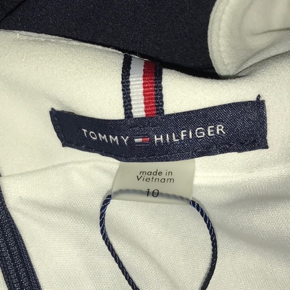 Tommy Hilfiger Color Block Scuba Crepe Jumpsuit - Picture 9 of 10